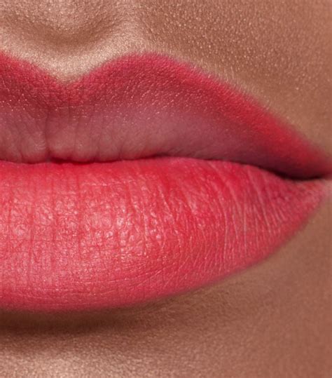 Chanel le crayon levres lip